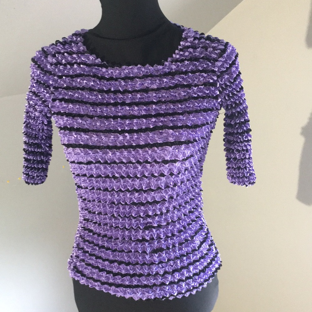 Retro 1990’s Bubble Shirt